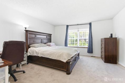 15 Wilmbelton Court Edison NJ 08820