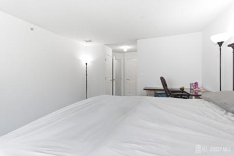 15 Wilmbelton Court Edison NJ 08820