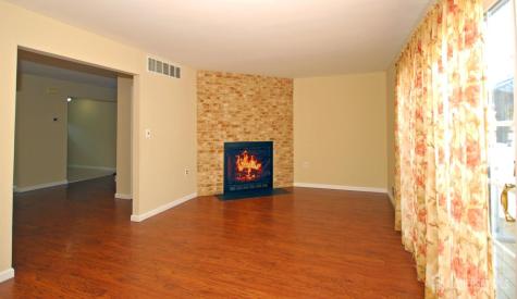 21 Rosewood Court Sayreville NJ 08872
