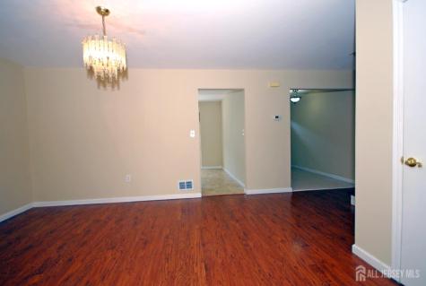 21 Rosewood Court Sayreville NJ 08872