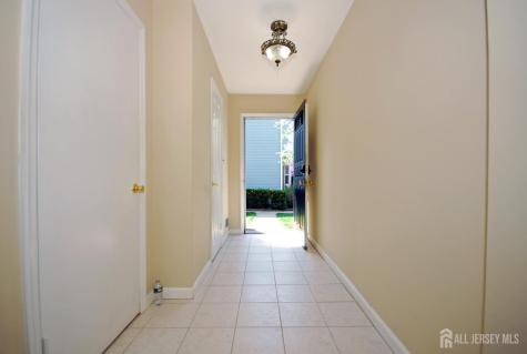 21 Rosewood Court Sayreville NJ 08872