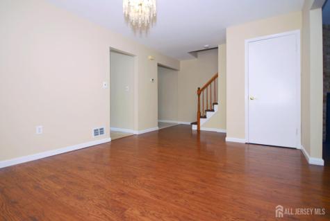 21 Rosewood Court Sayreville NJ 08872