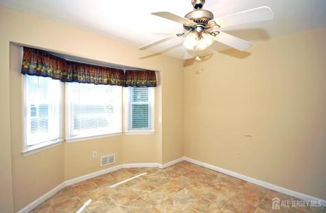 21 Rosewood Court Sayreville NJ 08872