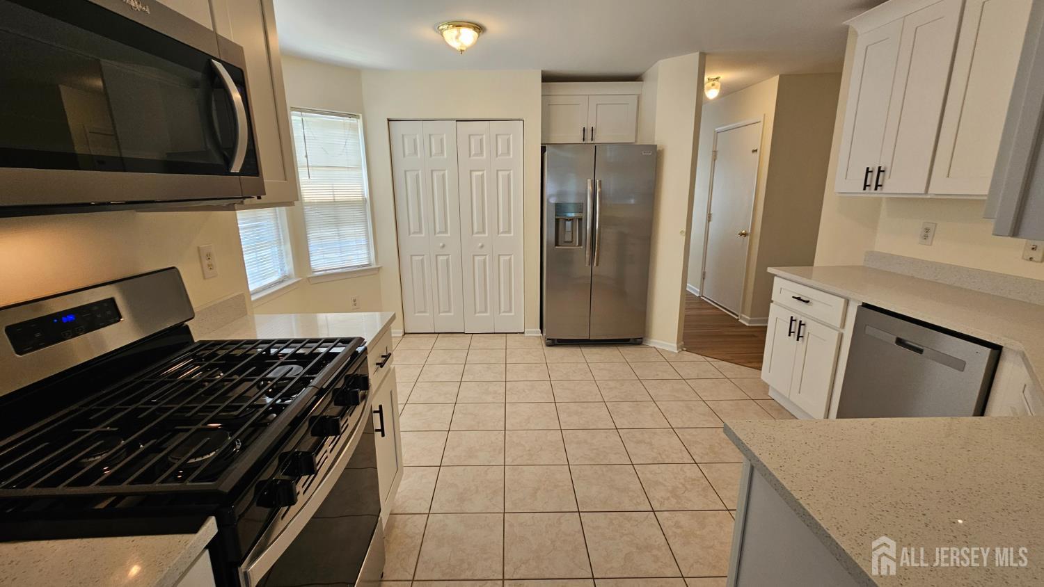 405 Cobblestone Court South Brunswick NJ 08852