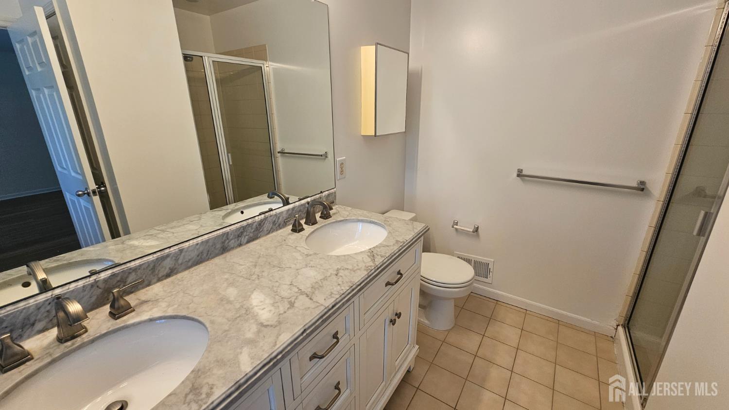 405 Cobblestone Court South Brunswick NJ 08852