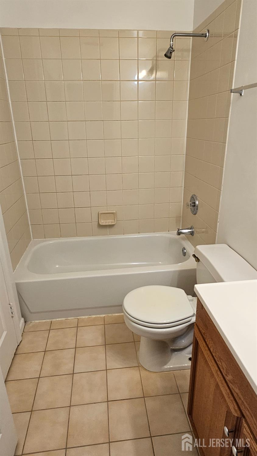 405 Cobblestone Court South Brunswick NJ 08852
