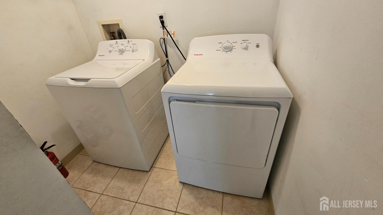 405 Cobblestone Court South Brunswick NJ 08852