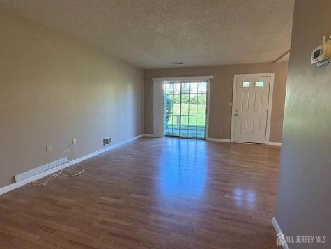 41 Lehavre Court Hamilton NJ 08619