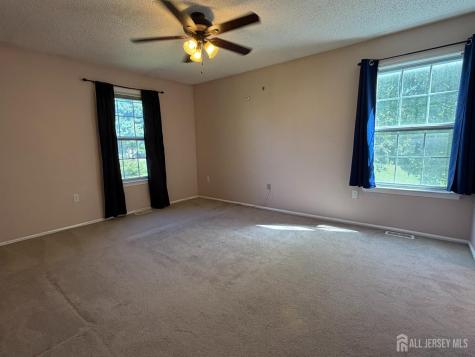 41 Lehavre Court Hamilton NJ 08619