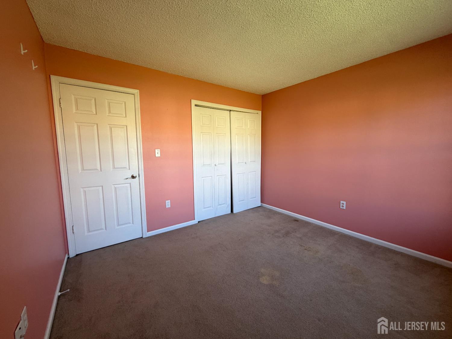 41 Lehavre Court Hamilton NJ 08619