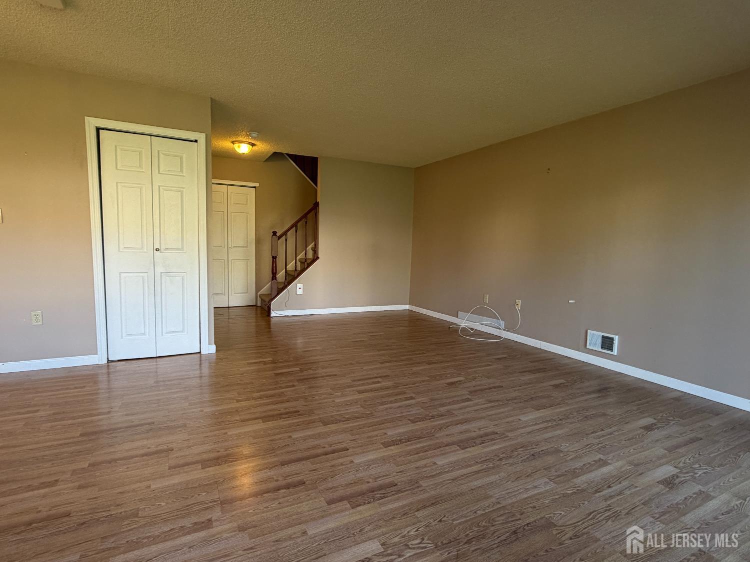 41 Lehavre Court Hamilton NJ 08619