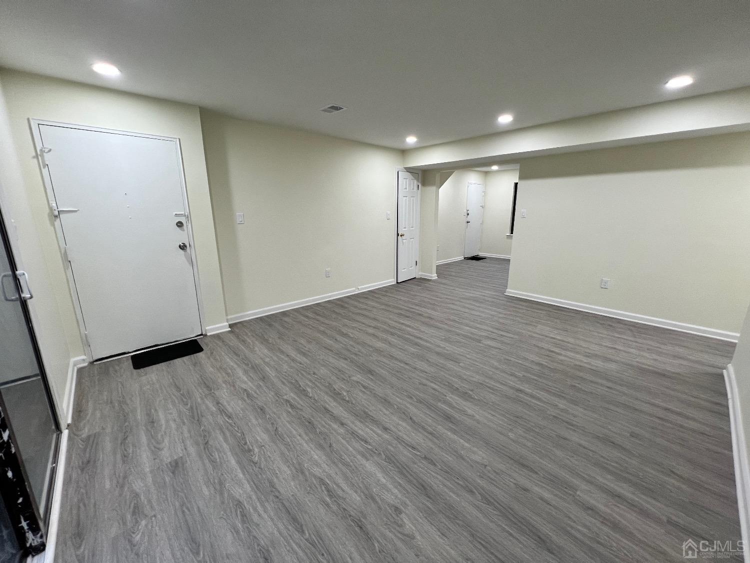 1103 N Oaks Boulevard North Brunswick NJ 08902