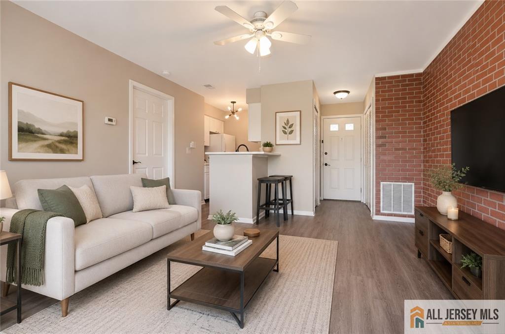 17 Lear Court East Brunswick NJ 08816