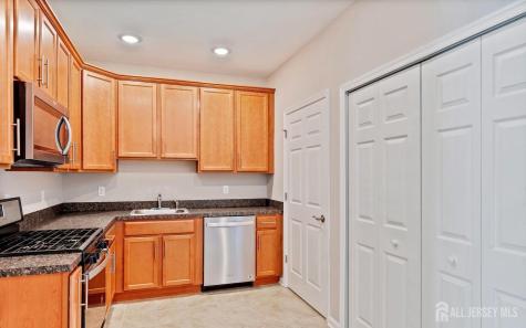 944 Halifax Place Hamilton NJ 08619
