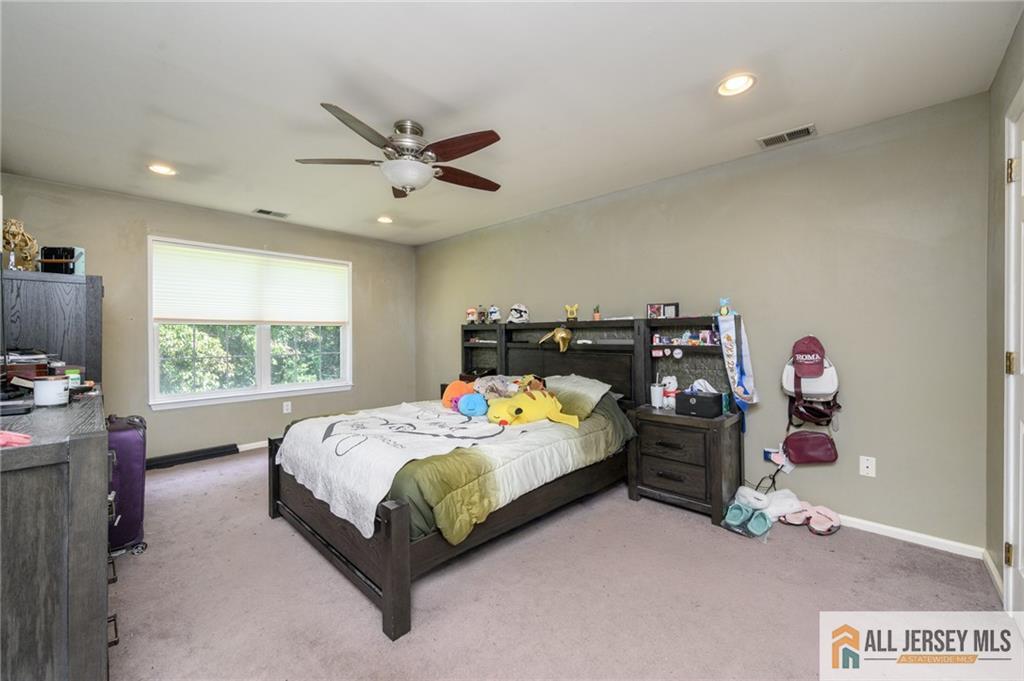 60 Waugh Court Bridgewater NJ 08807