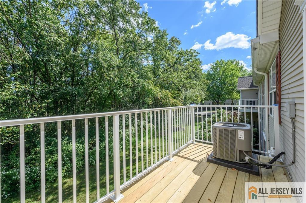 60 Waugh Court Bridgewater NJ 08807