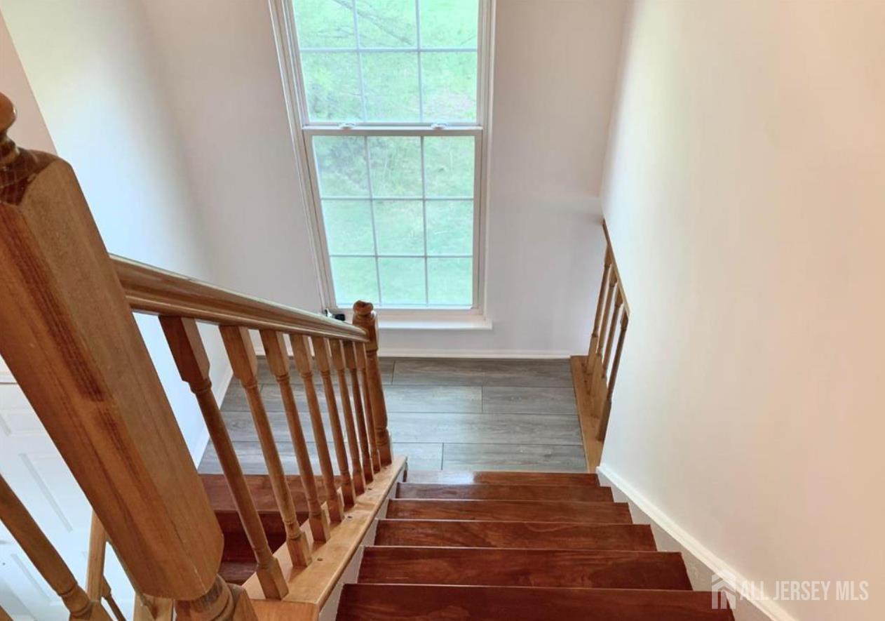 14 Delikat Lane Sayreville NJ 08872
