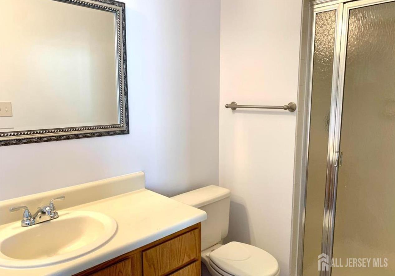 14 Delikat Lane Sayreville NJ 08872