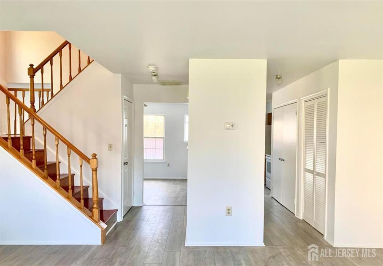 14 Delikat Lane Sayreville NJ 08872