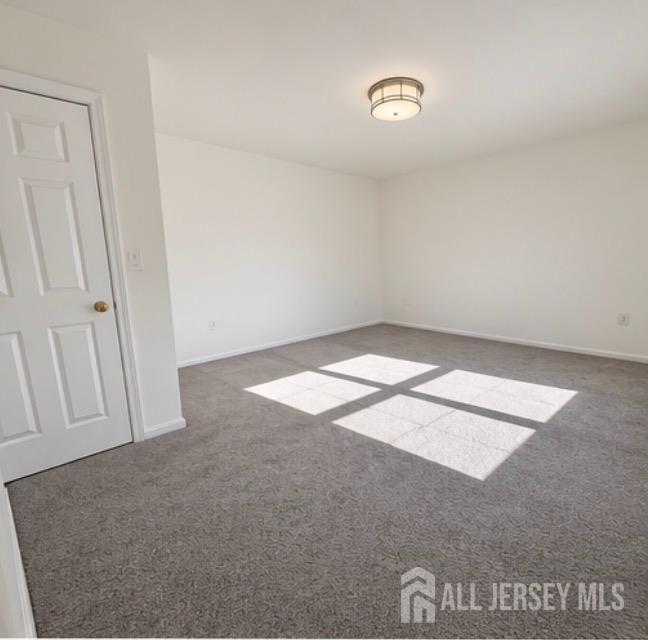 524 Great Beds Court Perth Amboy NJ 08861
