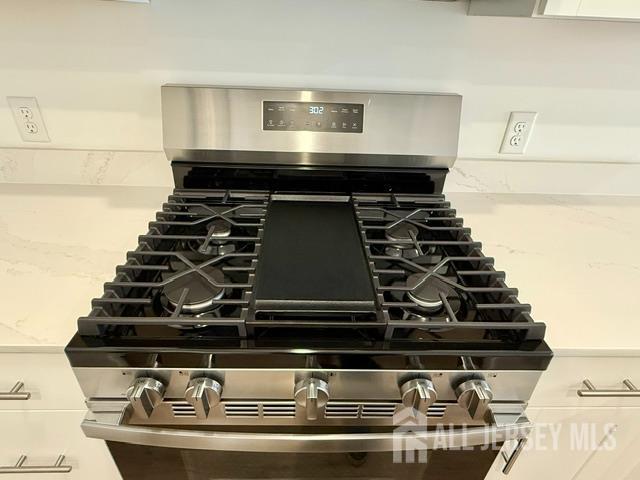 30208 Radford Court Monroe NJ 08831