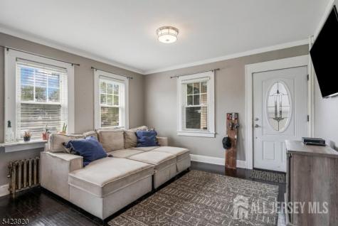 110 Parker Street Middlesex NJ 08846