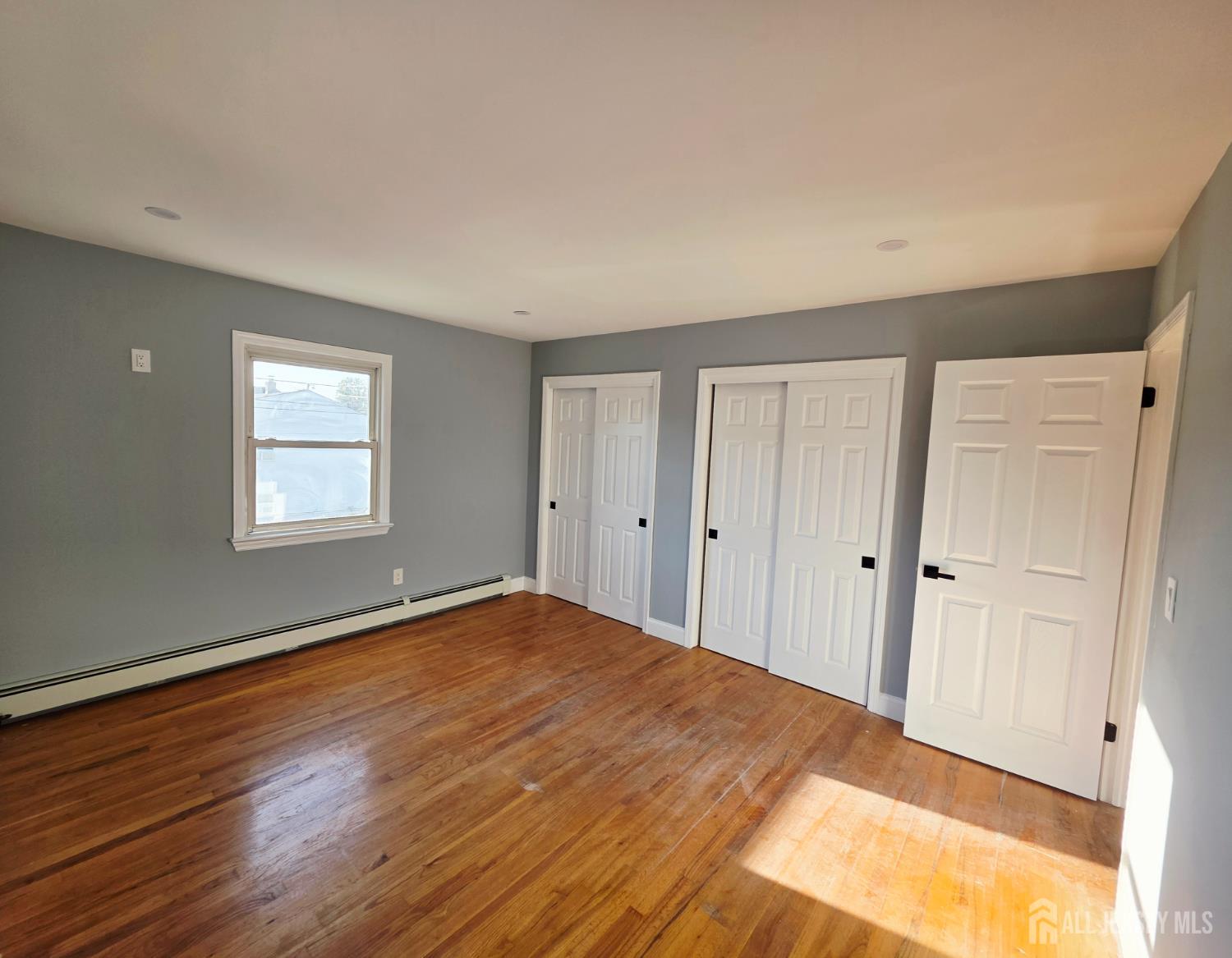 71 Lowell Street Carteret NJ 07008