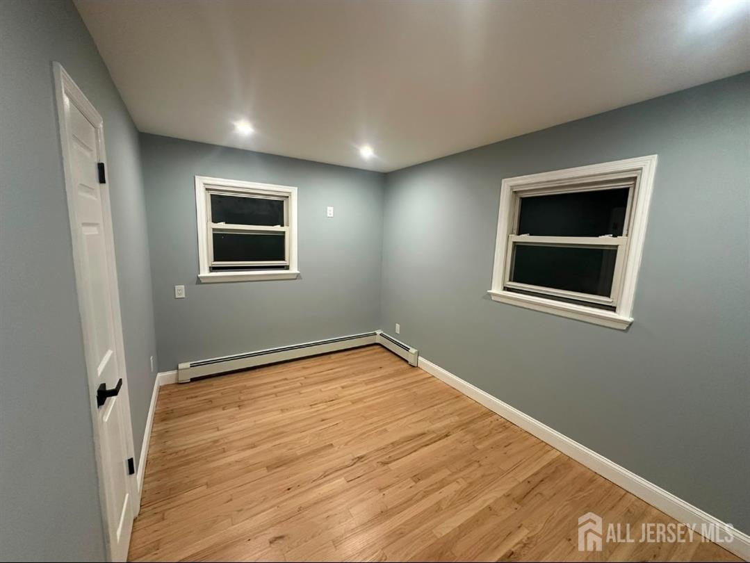 71 Lowell Street Carteret NJ 07008
