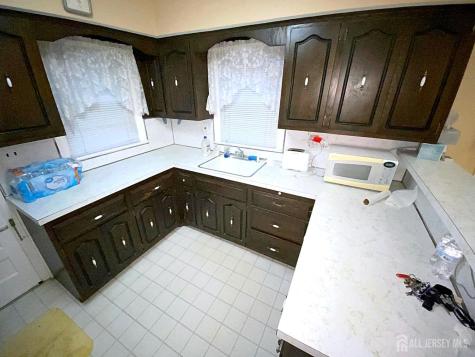 1131 Wood Avenue Edison NJ 08820