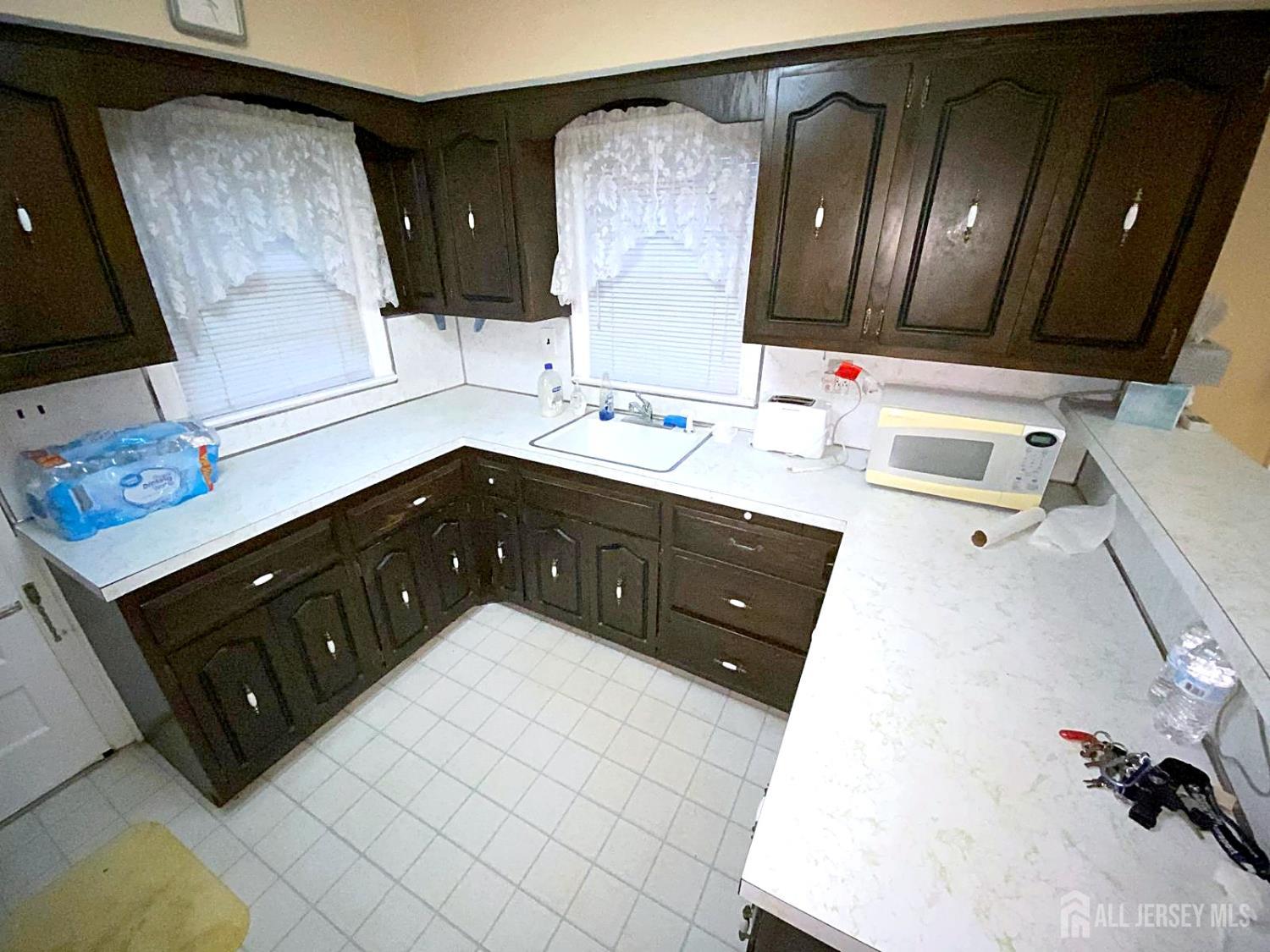 1131 Wood Avenue Edison NJ 08820