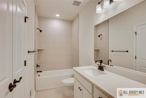 323 Sadie Circle New Brunswick NJ 08901