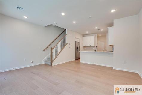 323 Sadie Circle New Brunswick NJ 08901