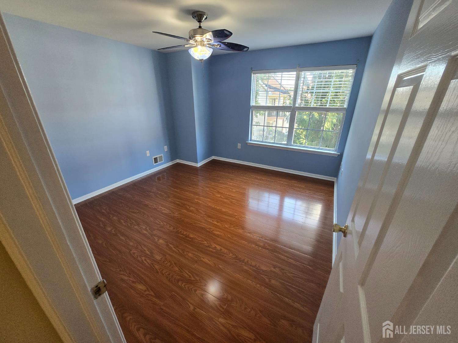 3 Reins Court Franklin NJ 08873