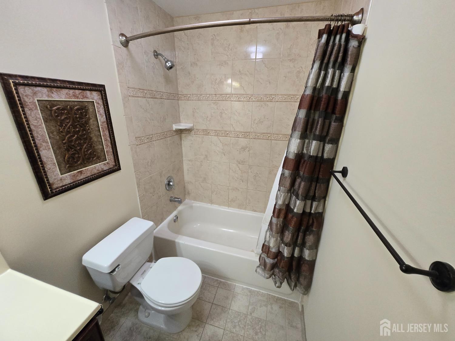 3 Reins Court Franklin NJ 08873
