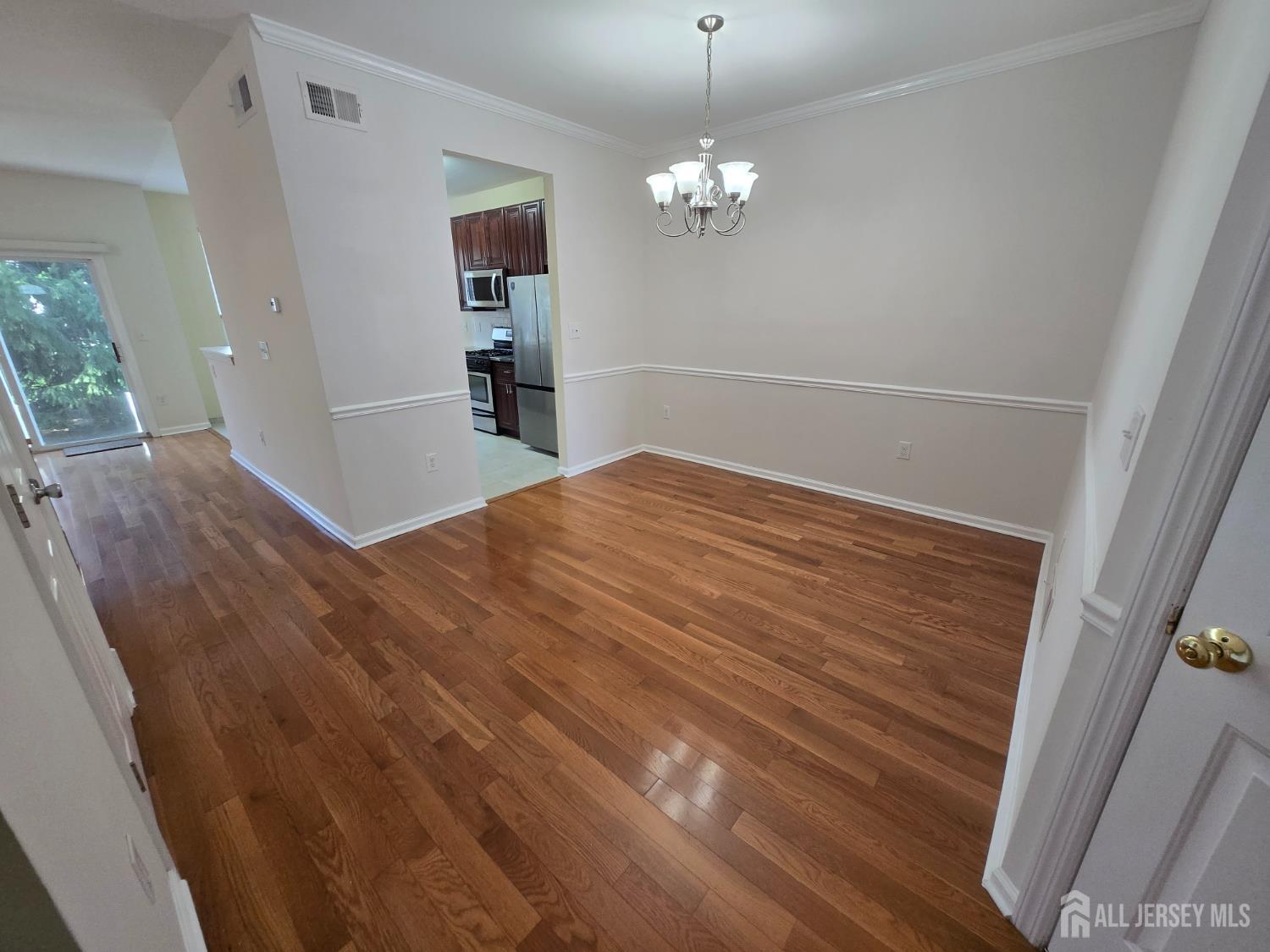 3 Reins Court Franklin NJ 08873
