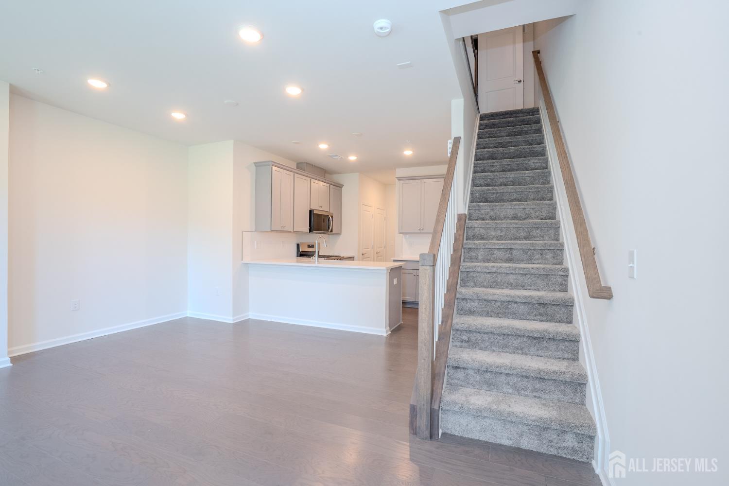 121 Jessie Place New Brunswick NJ 08901