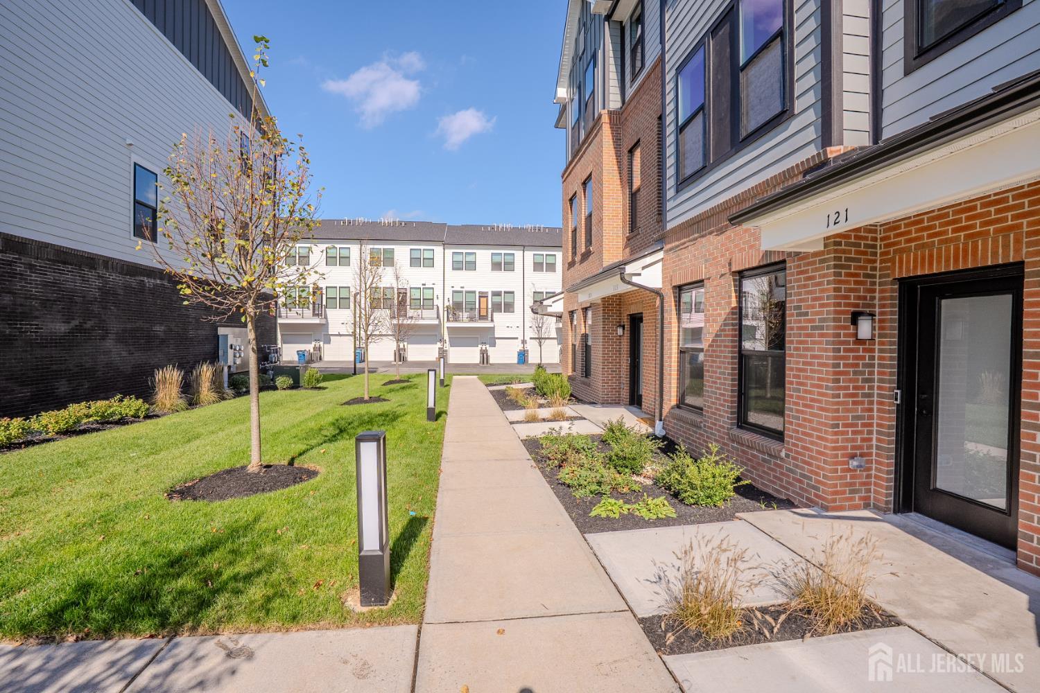 121 Jessie Place New Brunswick NJ 08901