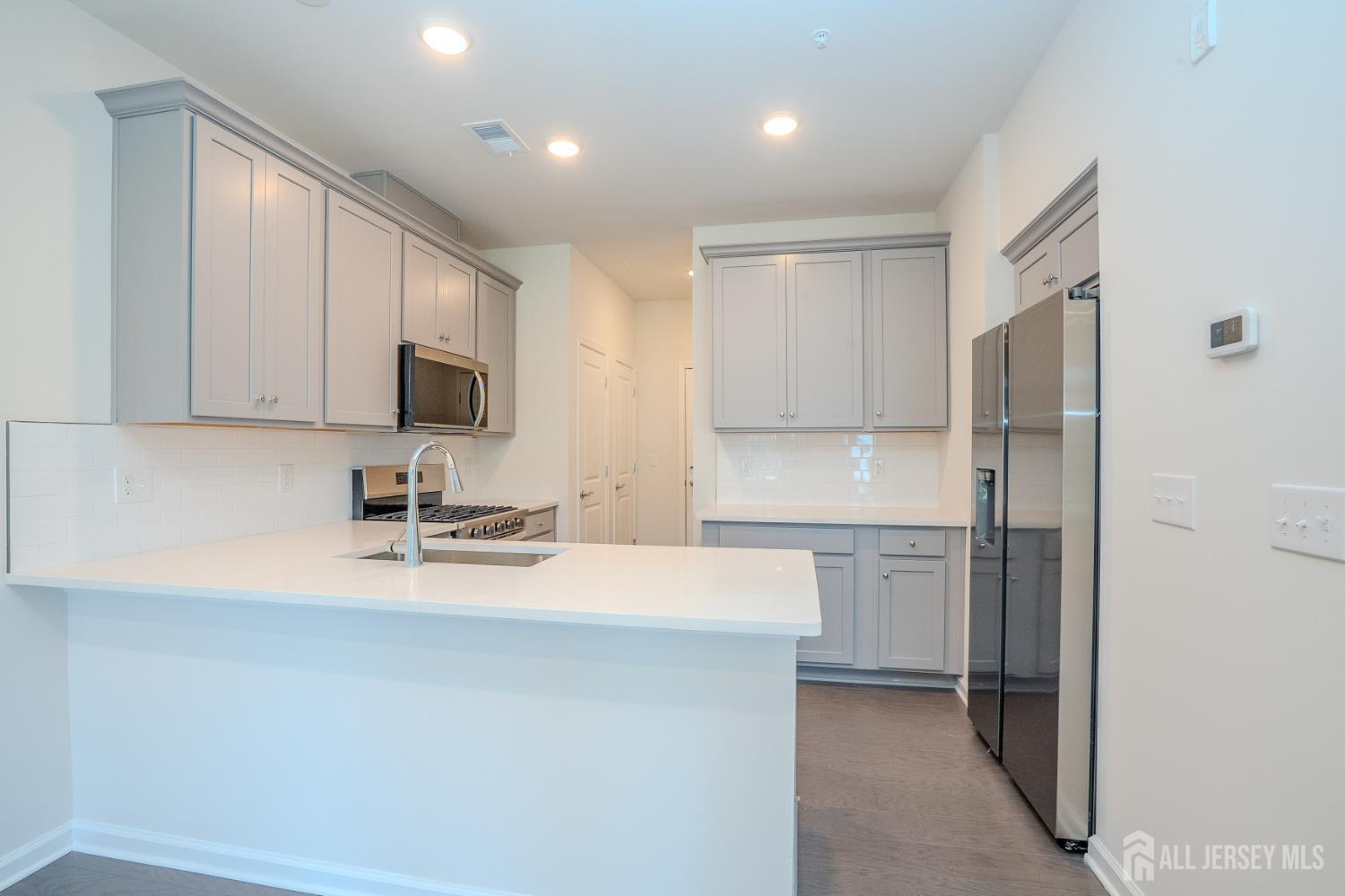 121 Jessie Place New Brunswick NJ 08901