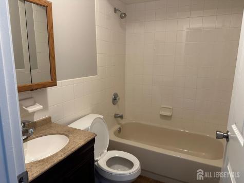 4516 Birchwood Court North Brunswick NJ 08902