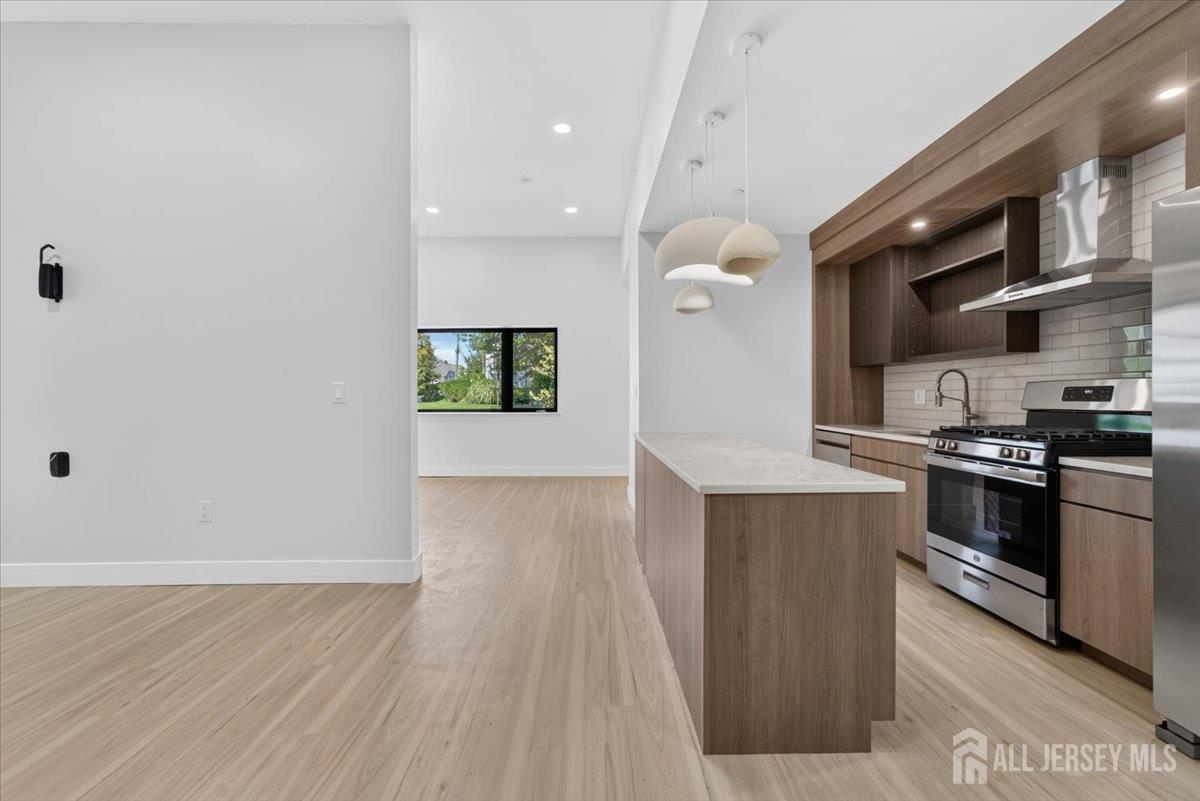 810 N 2nd Avenue Highland Park NJ 08904