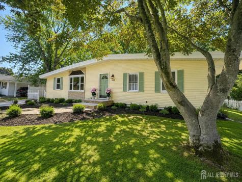 253 Parkview Terrace Middletown NJ 07738