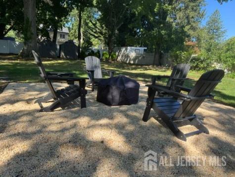 253 Parkview Terrace Middletown NJ 07738