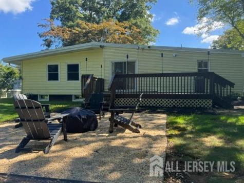 253 Parkview Terrace Middletown NJ 07738