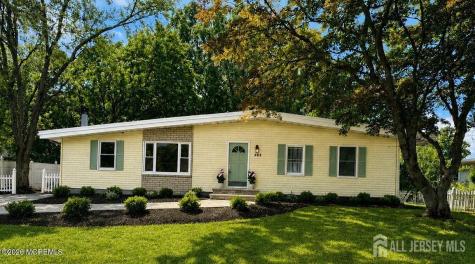 253 Parkview Terrace Middletown NJ 07738
