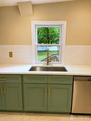 253 Parkview Terrace Middletown NJ 07738