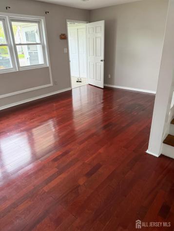 120 W Warren Street Iselin NJ 08830
