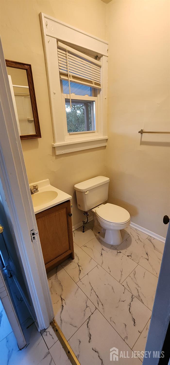 124 Runyon Avenue Middlesex NJ 08846