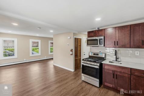 1648 Essex Street Rahway NJ 07065