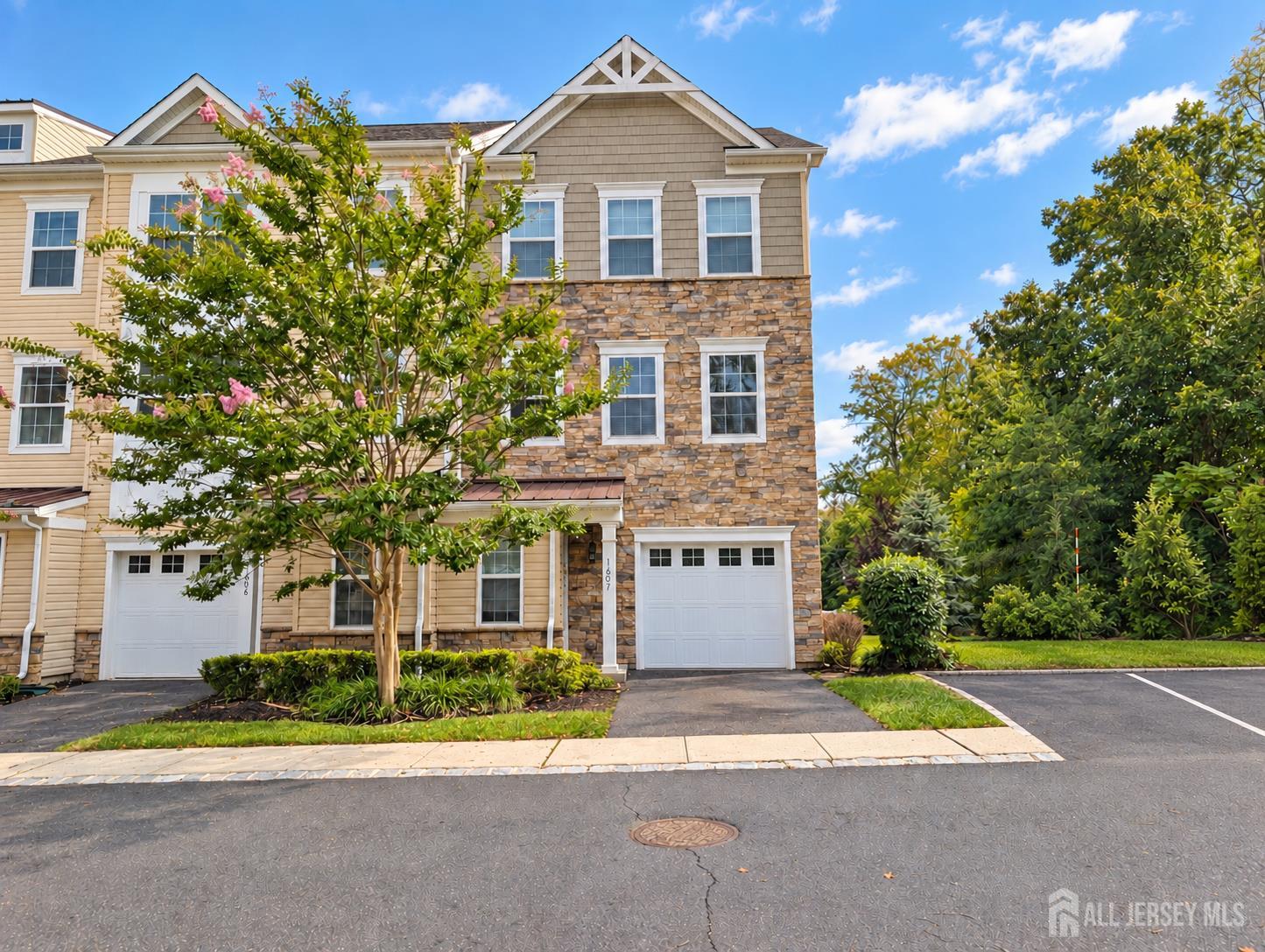 1607 Hights Farm Road Monroe NJ 08831
