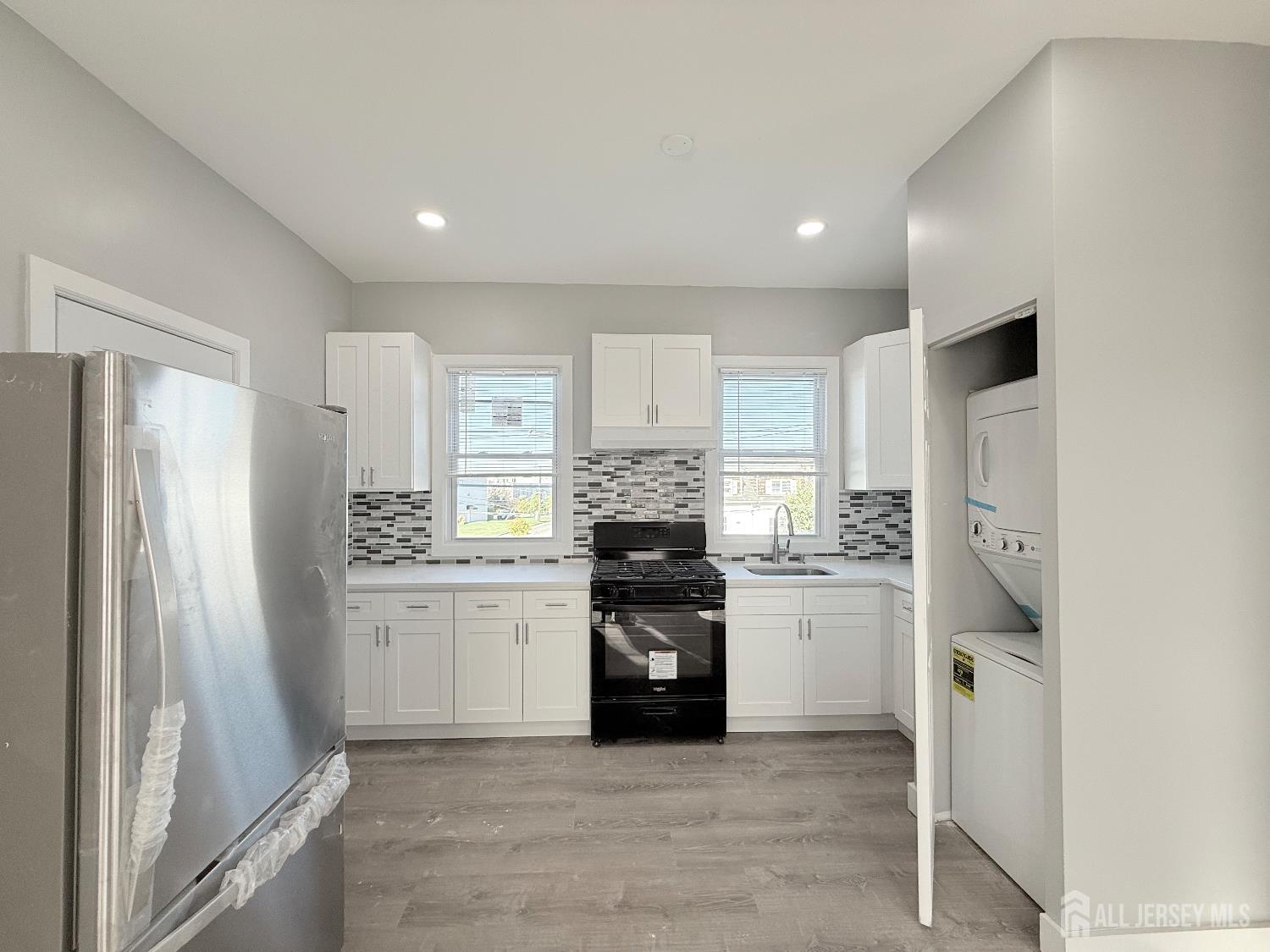 46 Hayward Avenue Carteret NJ 07008